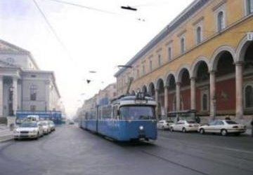 法尔肯塔酒店主图