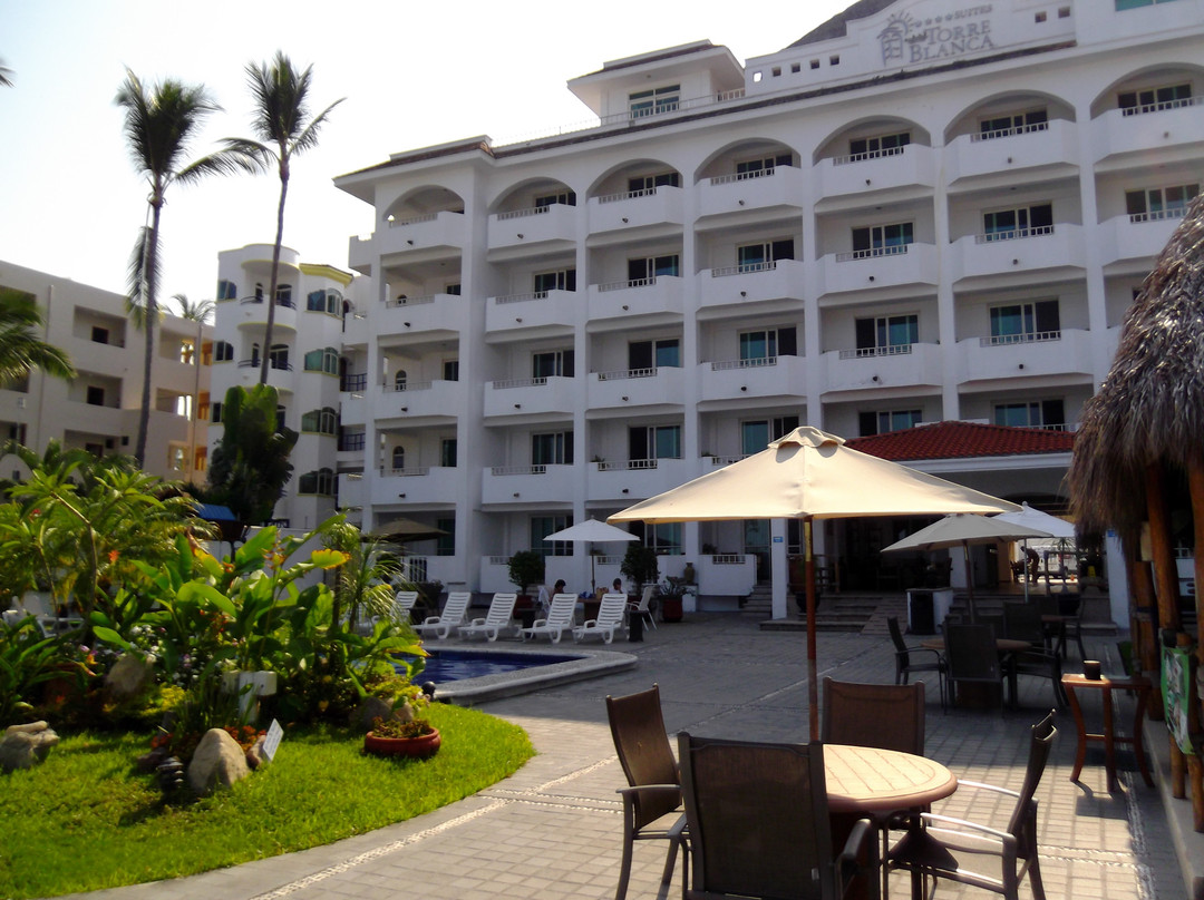 Rincon de Guayabitos酒店住宿-Torreblanca Beach Hotel and Suites Guayabitos