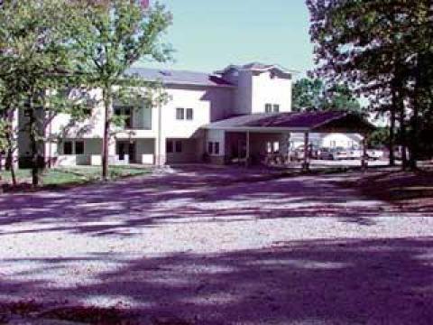 Orleans Trail Resort & Marina-官方