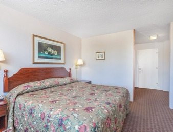 Knights Inn Napoleon