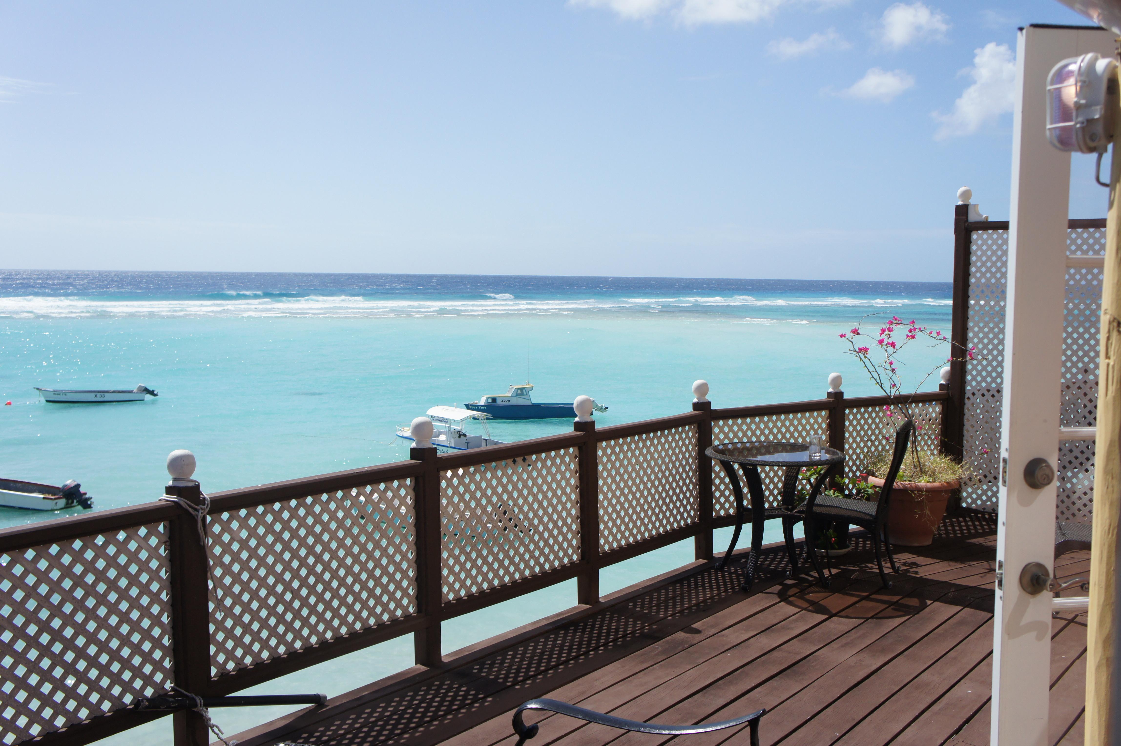 Little Bay Hotel-浴室