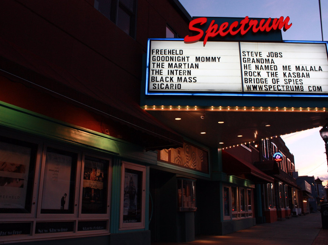 Spectrum 8 Theatre景点图片
