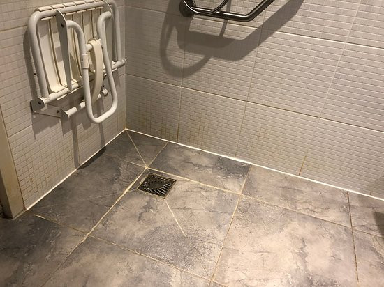 钟楼南特中央圣雅克酒店主图