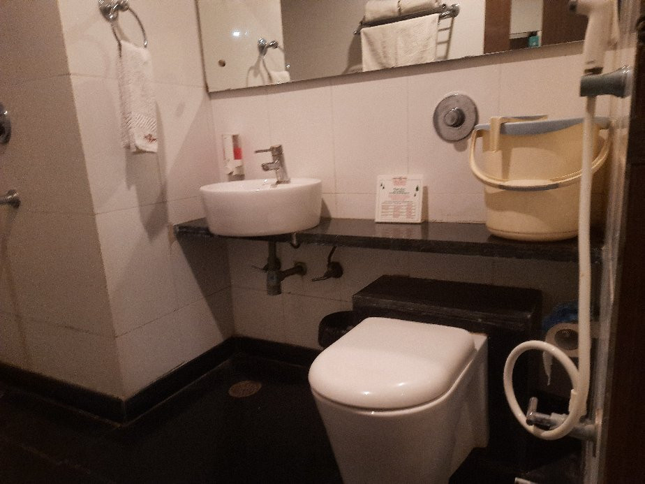 Hotel Sheela Shree Plaza主图