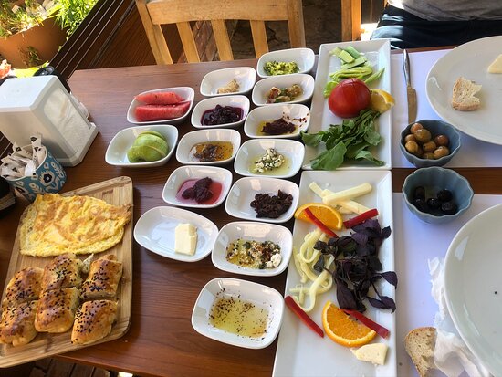 Assos Bohemian Hotel-官方