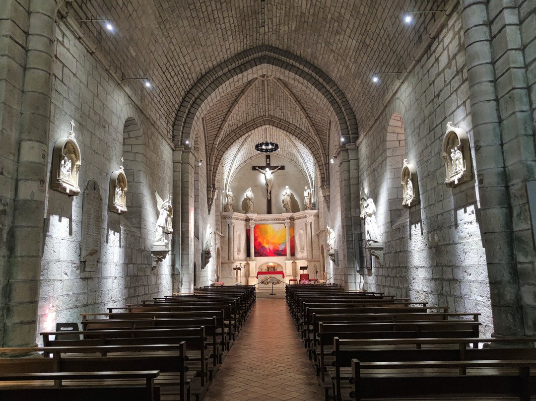 Église Saint-martin À Sigogne景点图片
