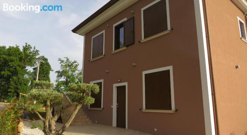 Agriturismo Affittacamere Il Tufo主图