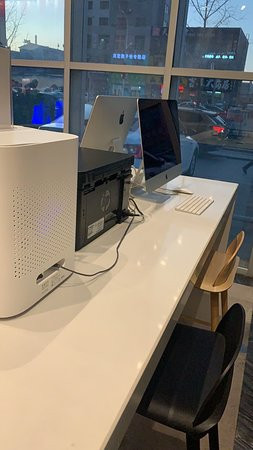鞍山中心智选假日酒店主图