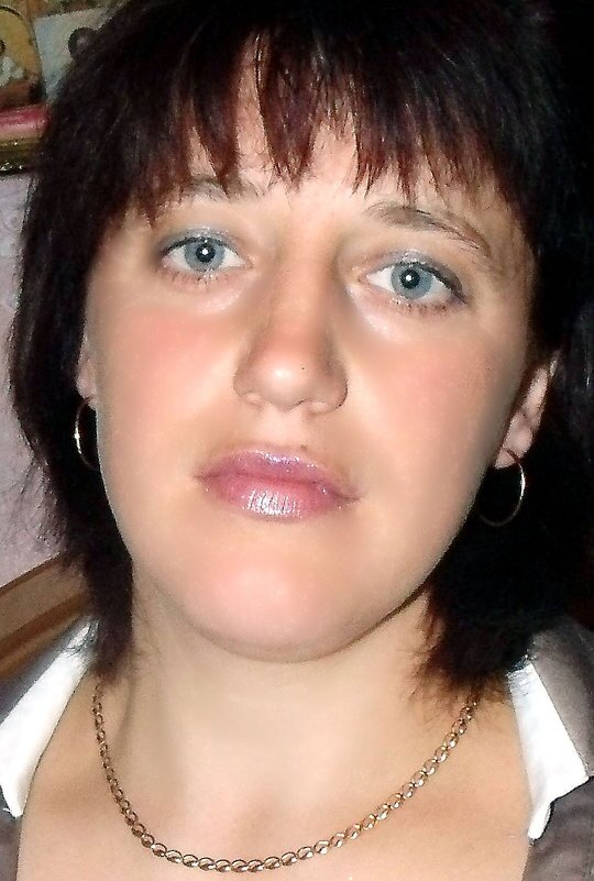 Julia Hotel-portrait