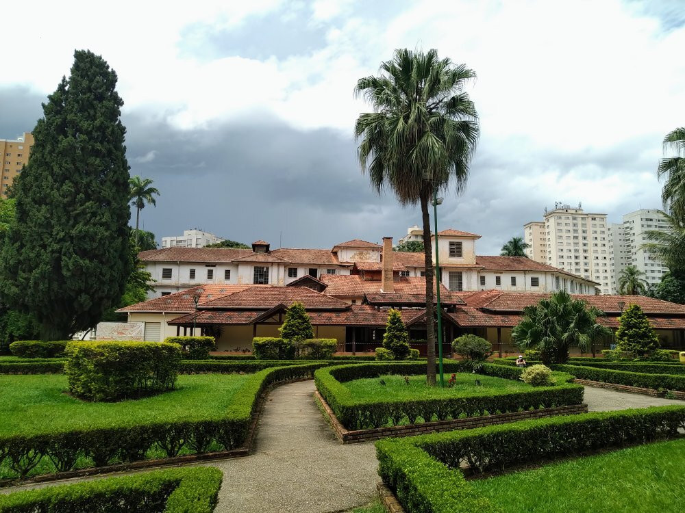 Parque Vicentina Aranha景点图片