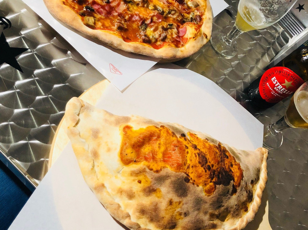 Montornes del Valles餐馆和美食-Restaurante Pizzeria Bella Luna