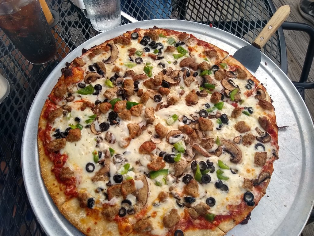 锡斯特贝餐馆和美食-Husby's