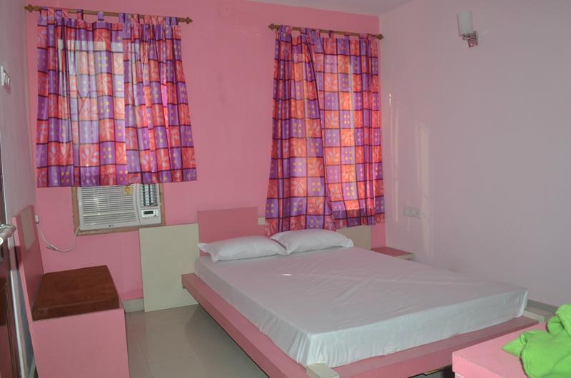 OYO 27838 R L Palace Hotel-官方