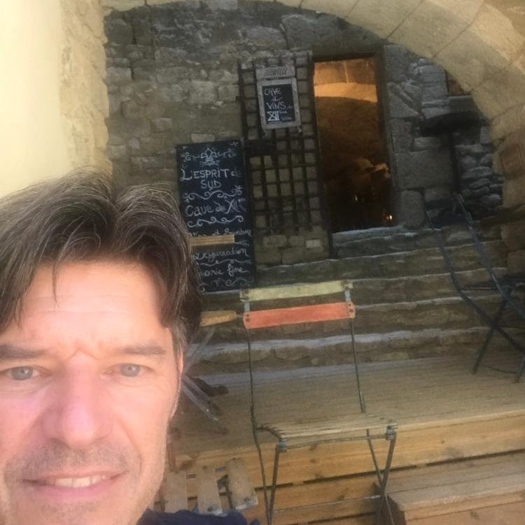 Bistrot du haut du village Cave à vins du XIIe siècle景点图片