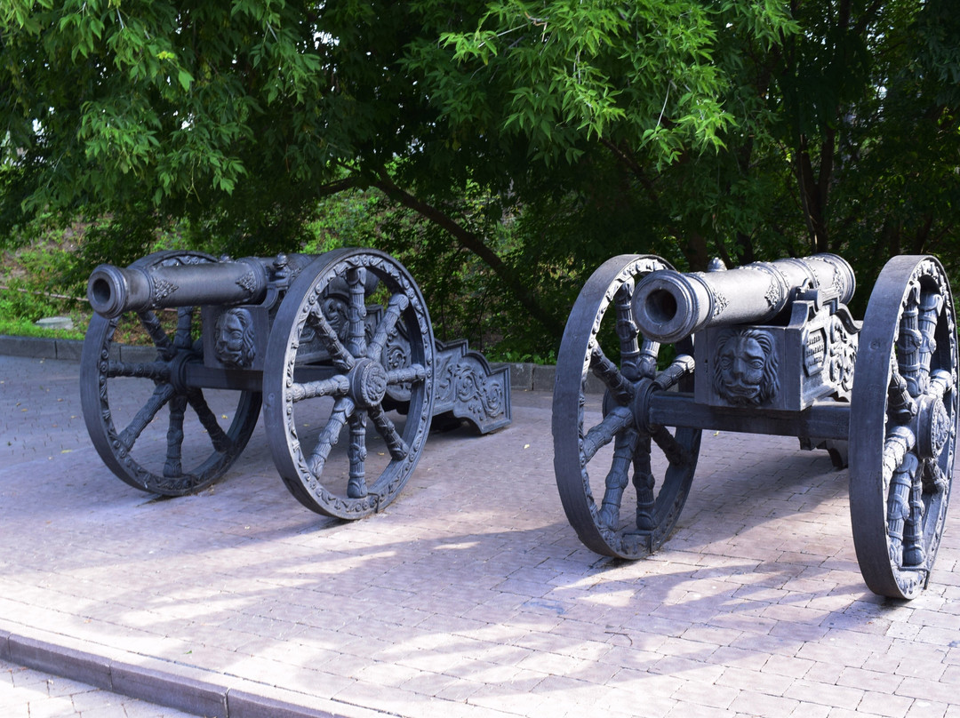 Bryansk Arsenal cannons