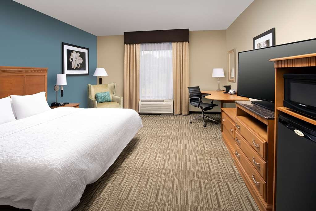 Hampton Inn Birmingham I-65 / Lakeshore Drive主图