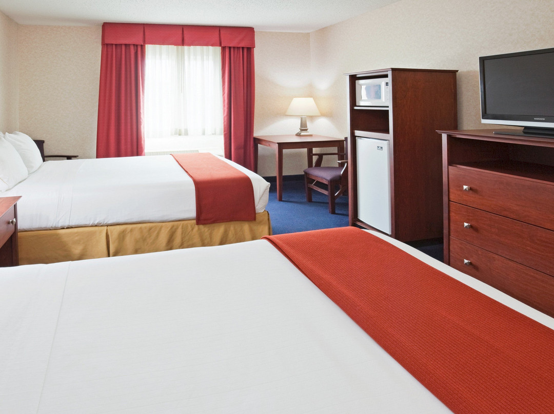 Holiday Inn Express 砍伐（麦迪逊区）主图
