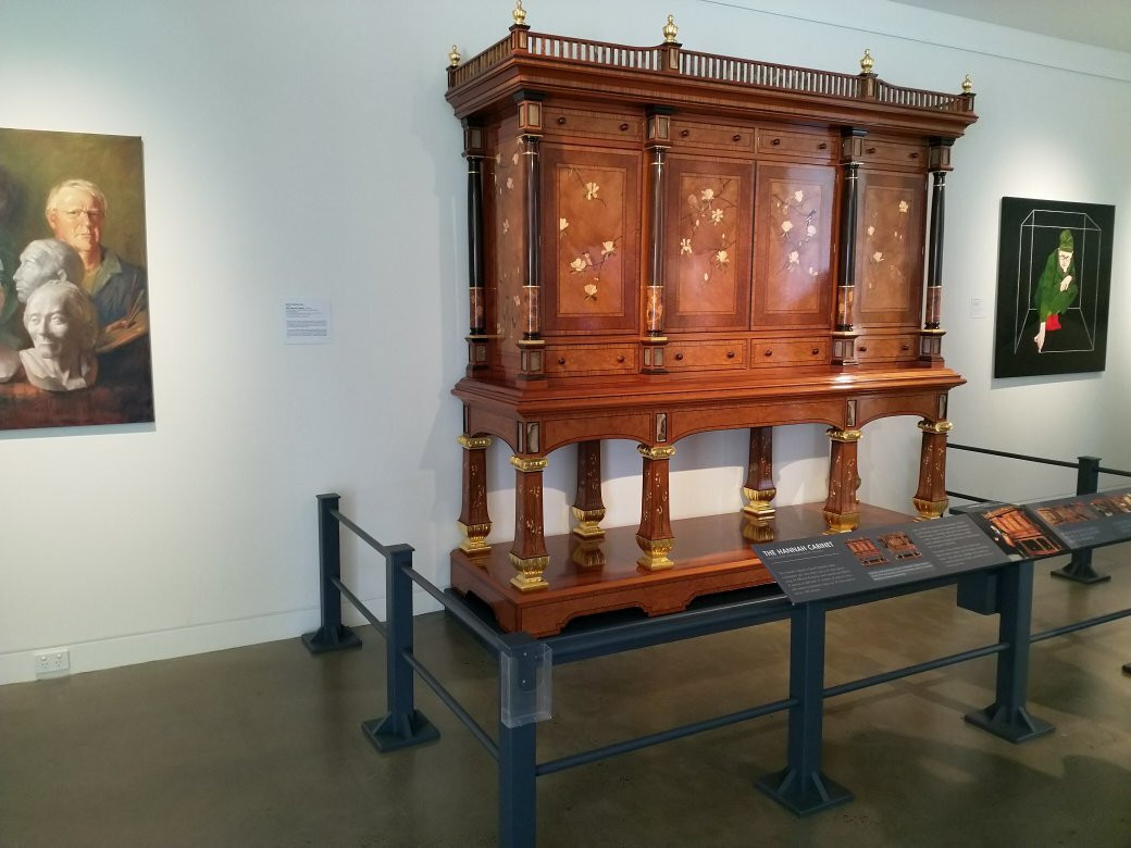 The Hannah Cabinet-利斯莫尔必去景点