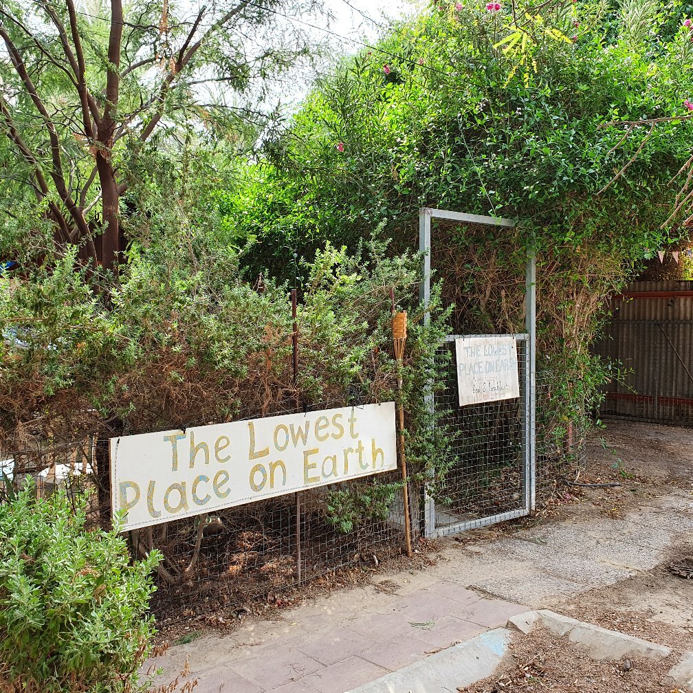The Lowest Place On Earth-官方