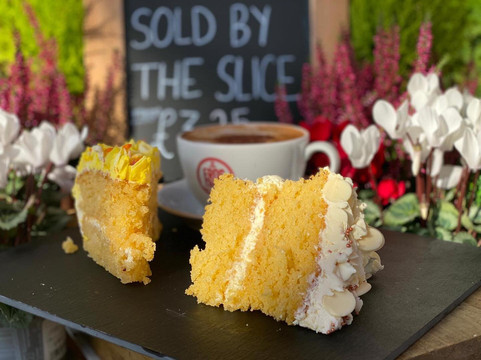 East Butterwick餐馆和美食-The Four Seasons coffee shop at Silica Lodge garden centre