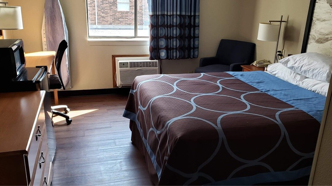 Super 8 by Wyndham Radcliff Ft. Knox Area主图