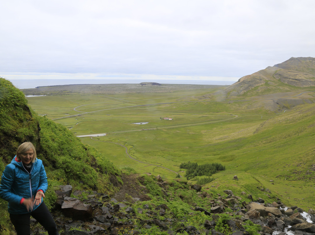 Bjarnarfoss-Snaefellsbaer必去景点