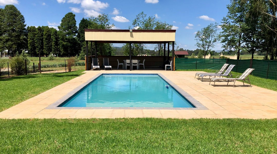 Kamberg Mountain Shadows主图