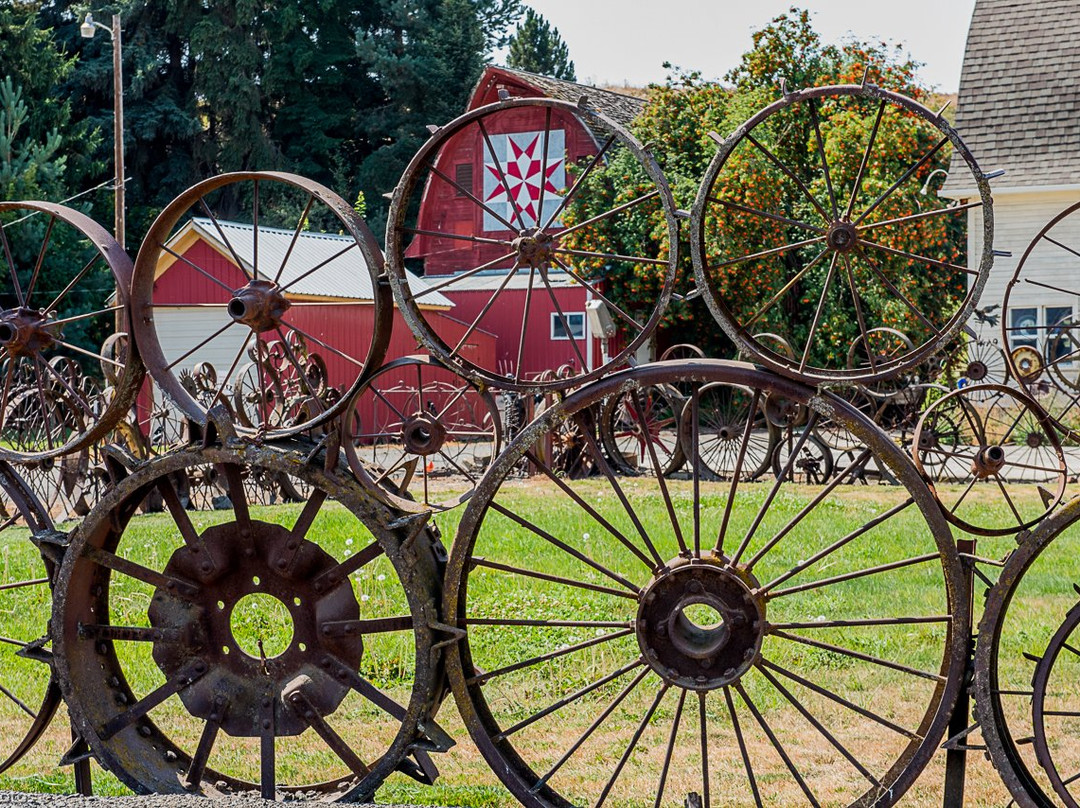Artisans at the Dahmen Barn-Uniontown必去景点