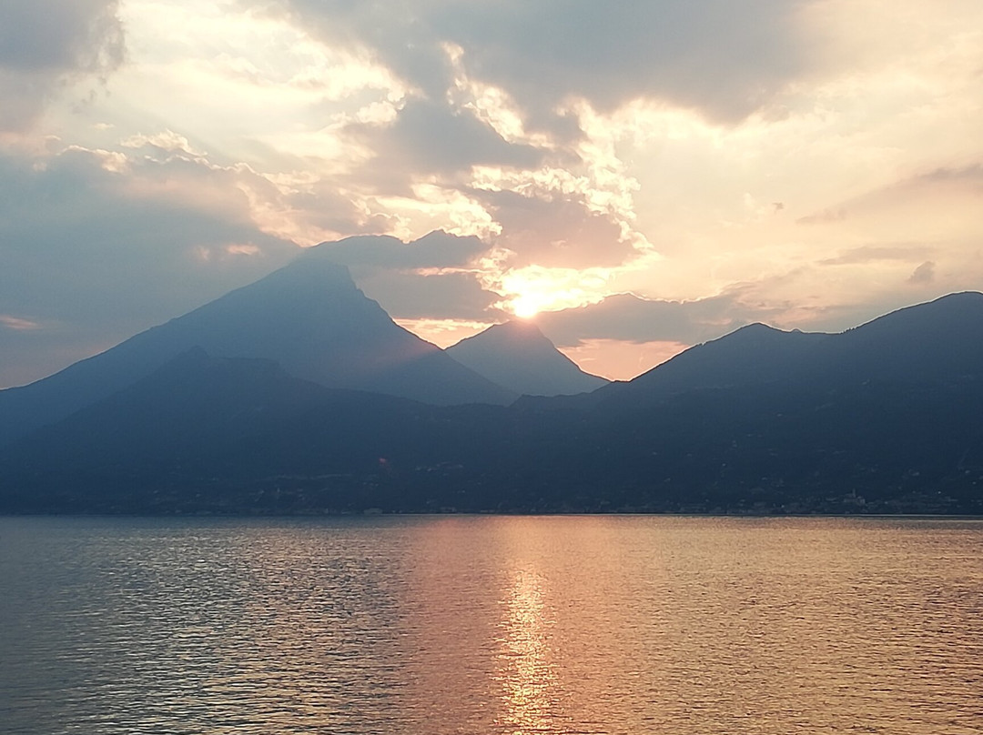 Spiaggia Castelletto di Brenzone景点图片