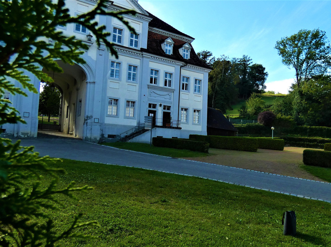 Salem Monastery & Palace-塞勒姆必去景点