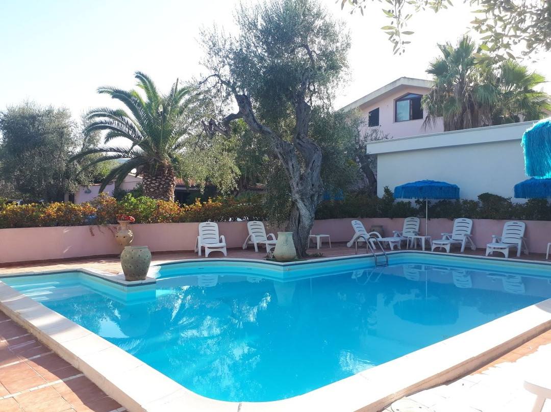 Villa Ulimare Family Residence主图