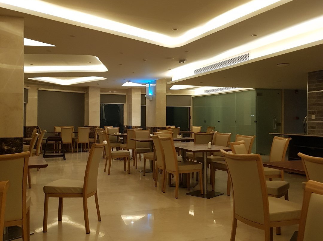 Delara Hotel Aqaba主图