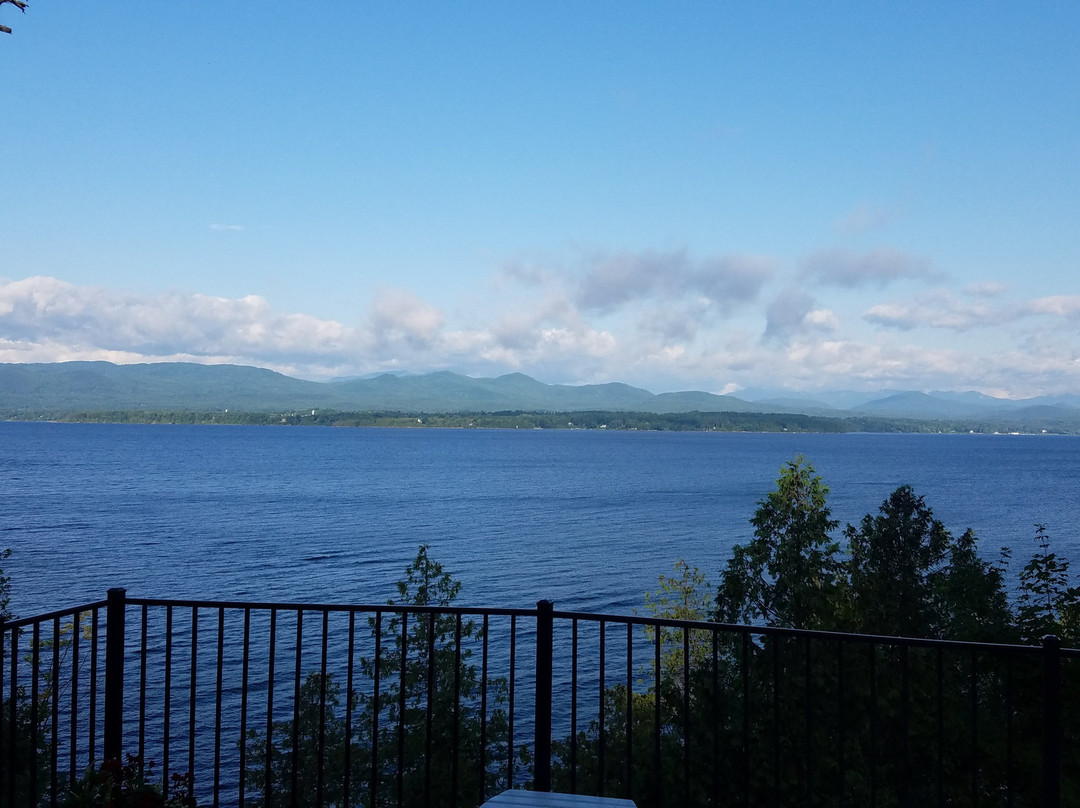 Button Bay Bed And Breakfast主图