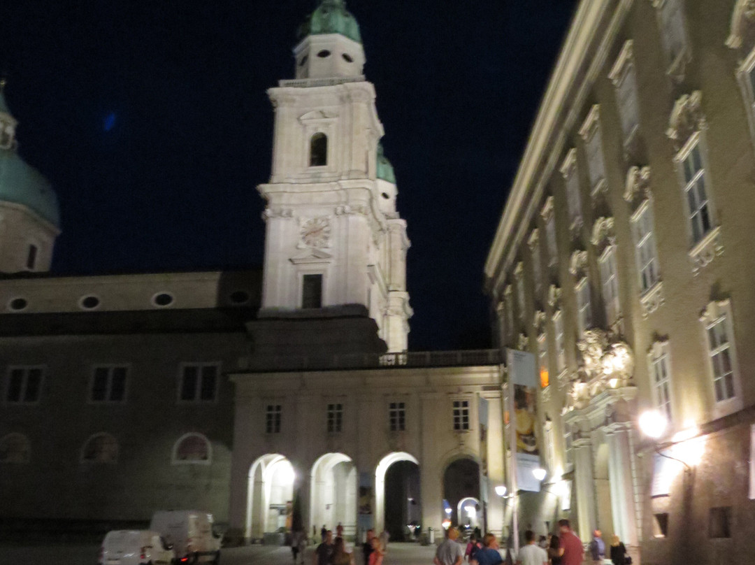 Residenzplatz Market景点图片