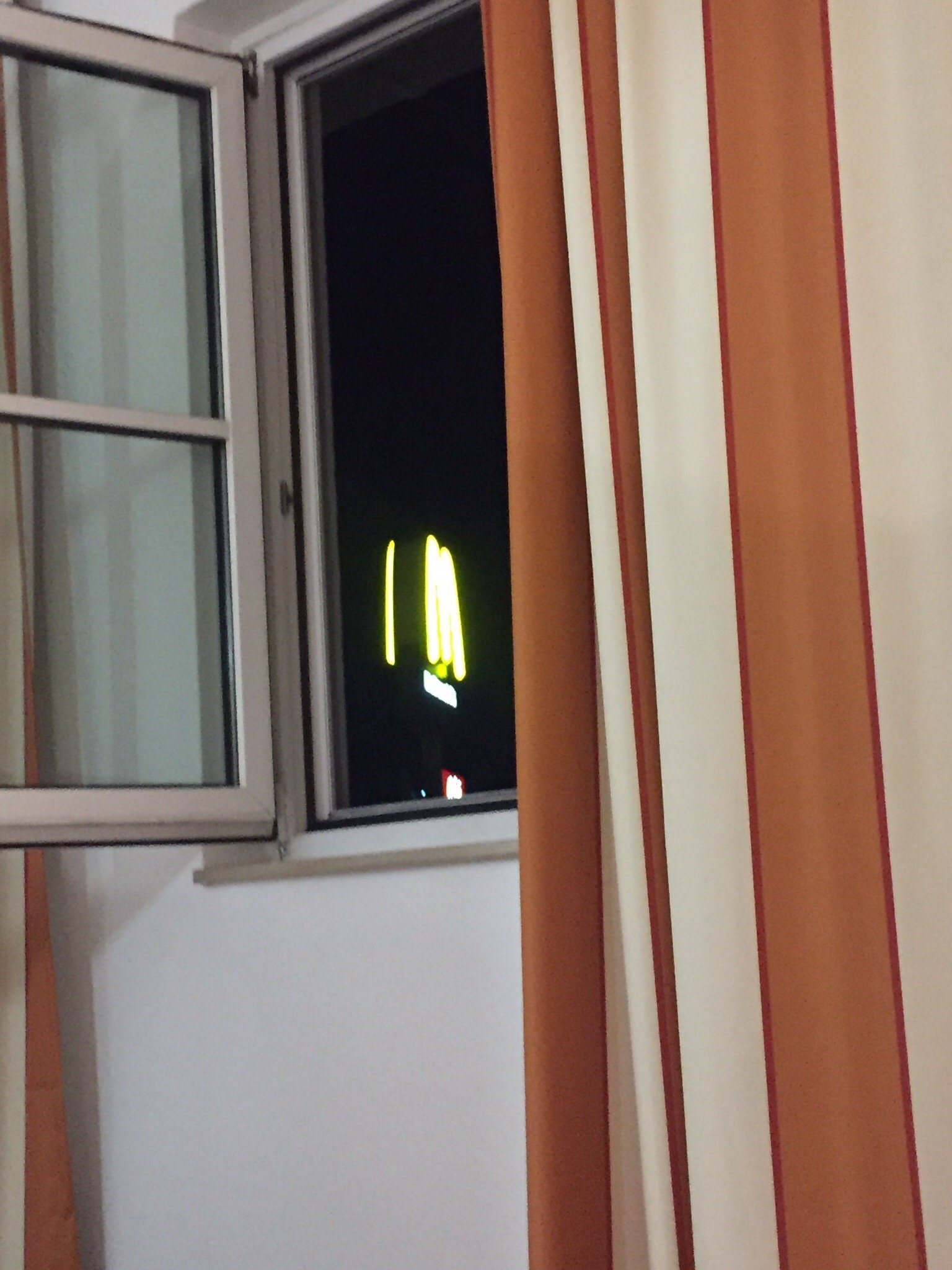 Highway Hotel-官方