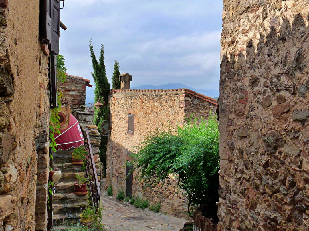 Village Medieval de Castelnou景点图片
