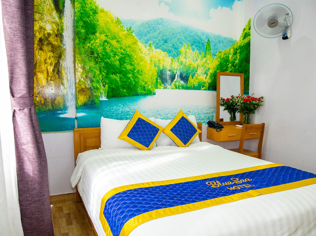 Blue Sea Hotel主图