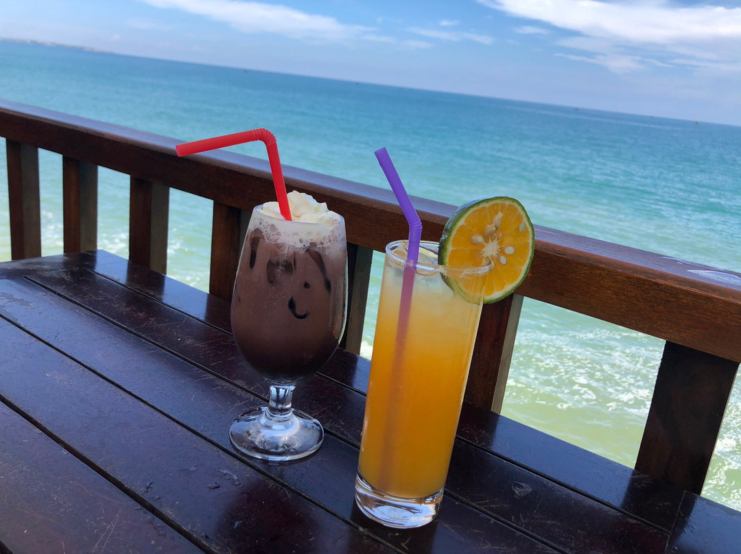 Chameleon Beach Bar景点图片
