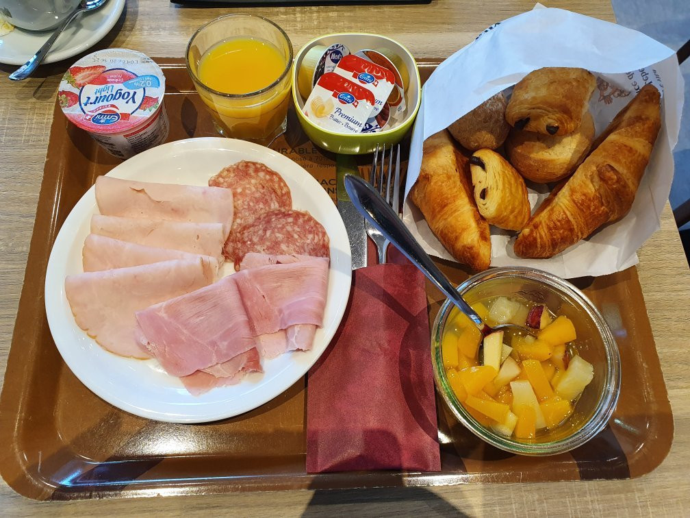 Ibis Lugano Paradiso主图