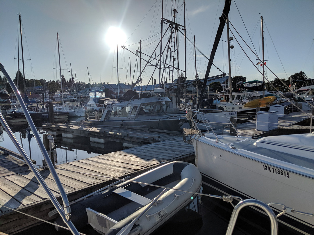 Nanaimo Yacht Charters & Sailing School-纳奈莫必去景点