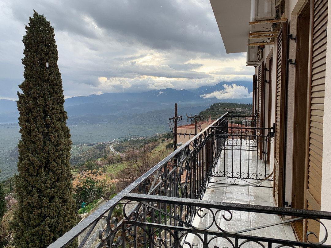 爱玛仕酒店主图