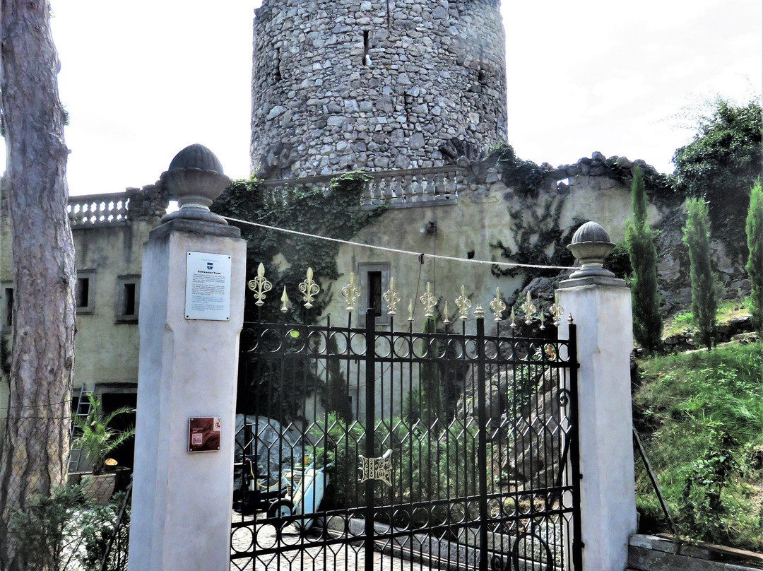 Schwarzer Turm Wanderung-默德林必去景点