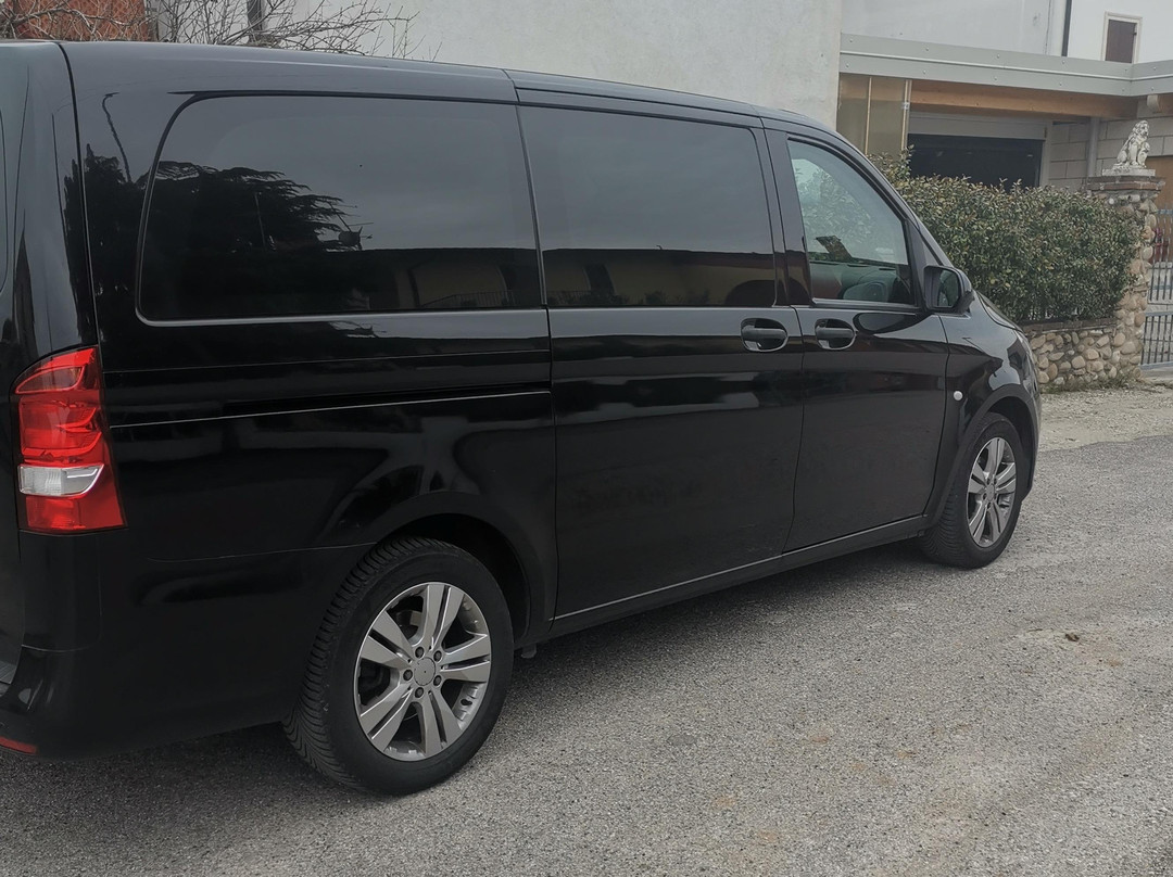 ADN Service-维罗纳自由镇必去景点