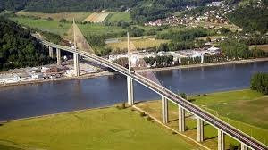 Pont de Brotonne景点图片