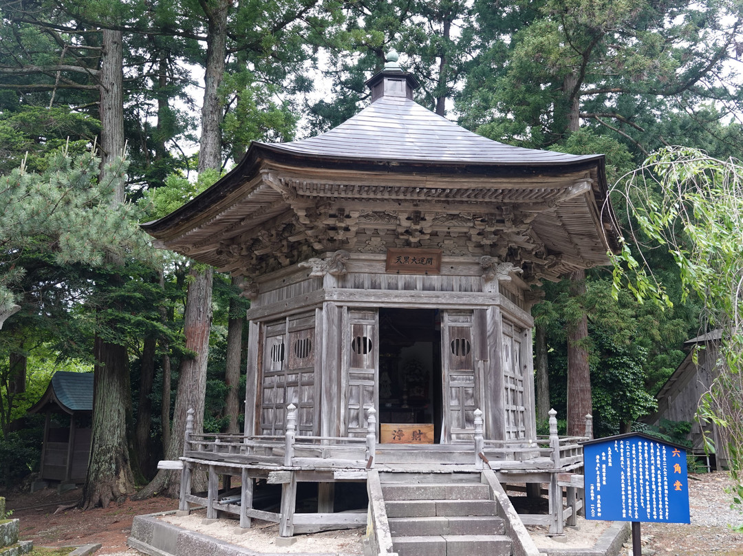 Kunigamidera Temple景点图片