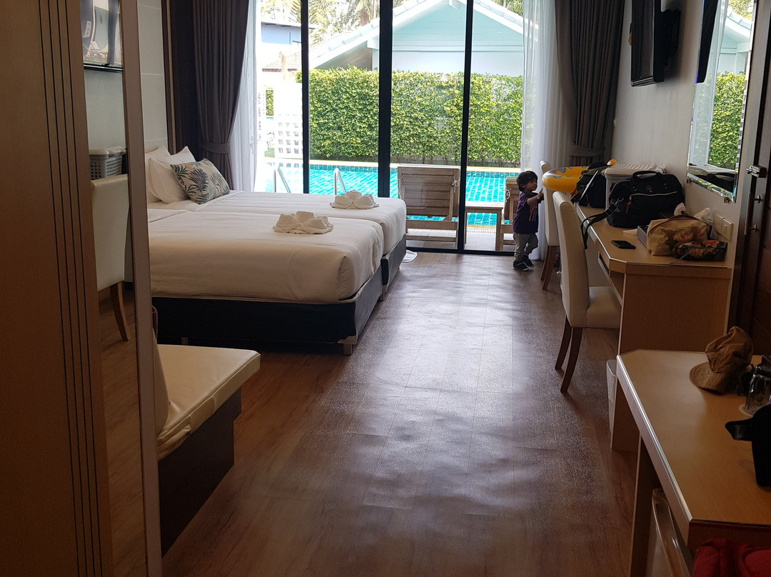 巢劳小屋度假村主图