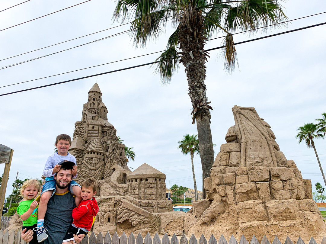 Largest Outdoor Sandcastle in the USA-南帕诸岛必去景点
