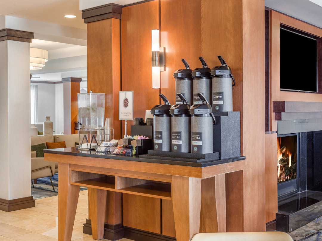 Fairfield by Marriott Inn & Suites Madison East主图