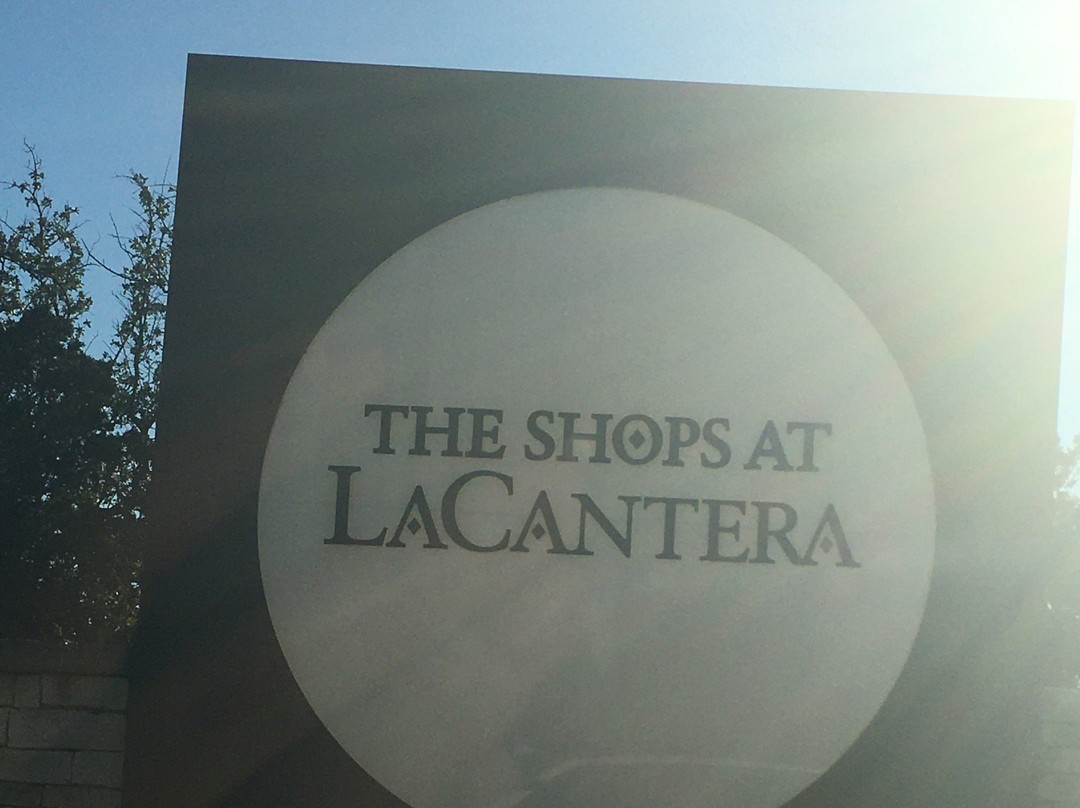 The Shops at La Cantera景点图片