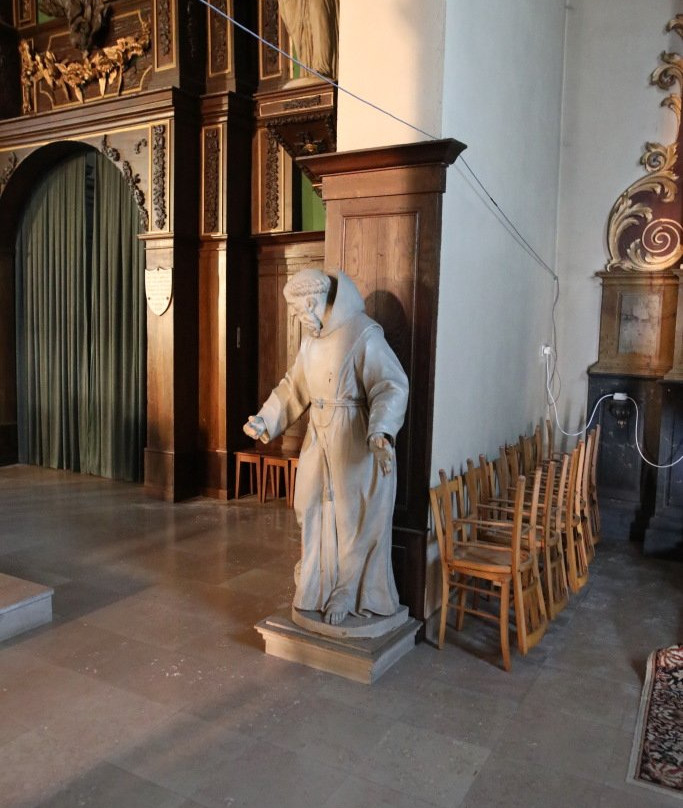 Eglise Saint Germain-Saint-Germain-du-Bois必去景点